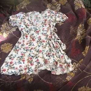 Surplice wrap floral dress